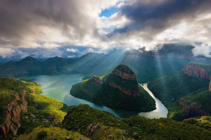 Top Natural Wonders That Students Can Visit In South Africa